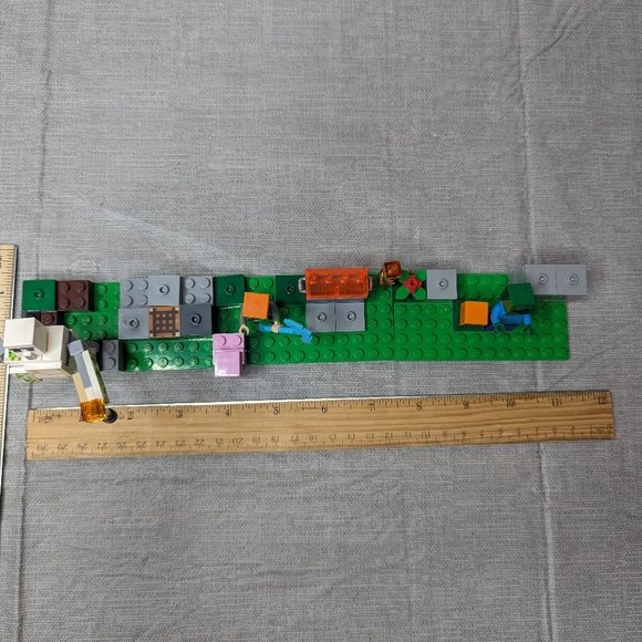 LEGO Minecraft 21123 The Iron Golem Pumpkin Steve Pig Minifigures Building Parts - Picture 8 of 16